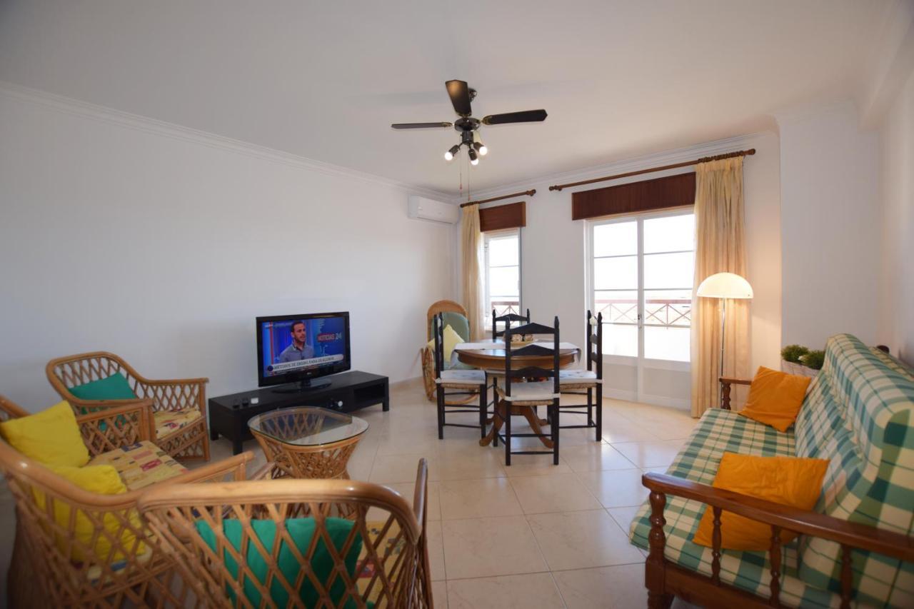 Carob By Algartur - 3 Mins Downtown - Terrace Apartment Santa Luzia  Exterior foto
